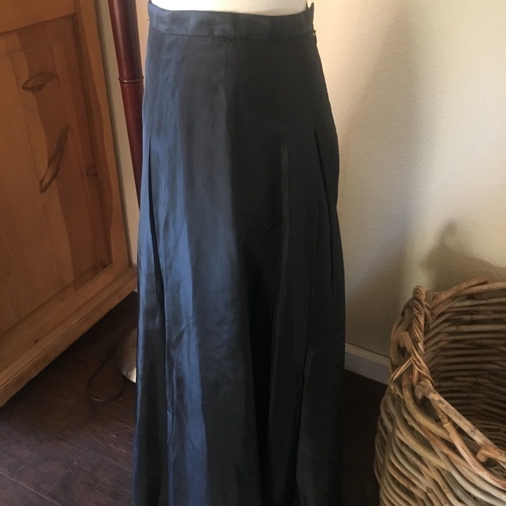 Wool Gabardine X Polyester Taffeta Skirt